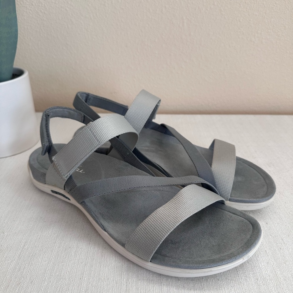 Merrell Monument Gray Elastic Sling Back Performance Sandals Women’s 10